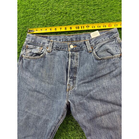 Levi’s Men’s 501 XX 36x30 Button Fly Straight Leg Medium Wash Jeans Classic Blue - Picture 16 of 16